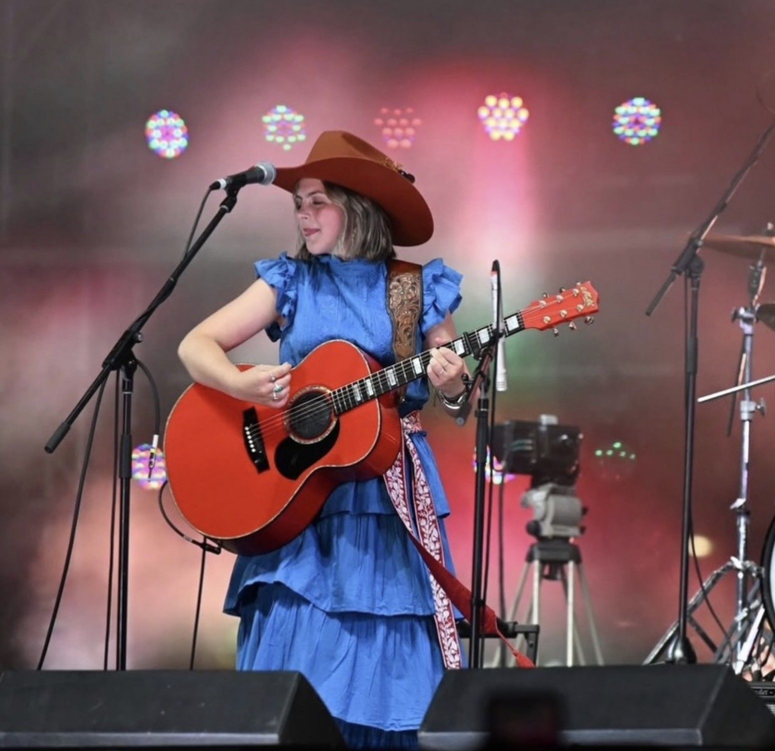 Ruby Holden guitar portrait